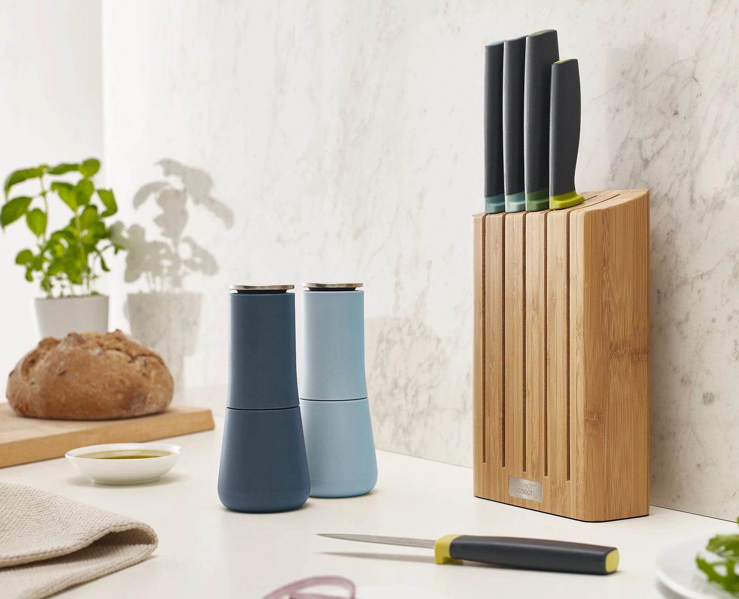 Milltop™ Salt & Pepper Mills - Editions- Joseph Joseph