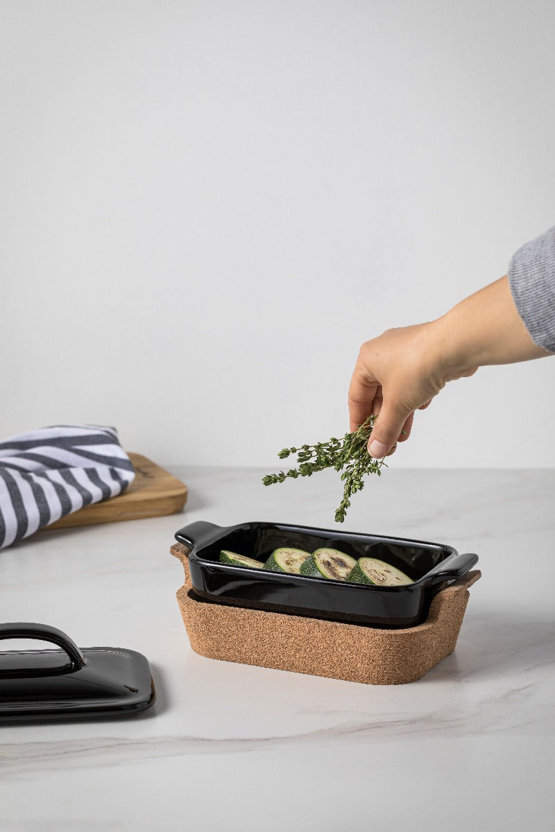 Rectangular Casserole W/ Cover & Cork Tray 24cm (Black) Ensemble- Casafina
