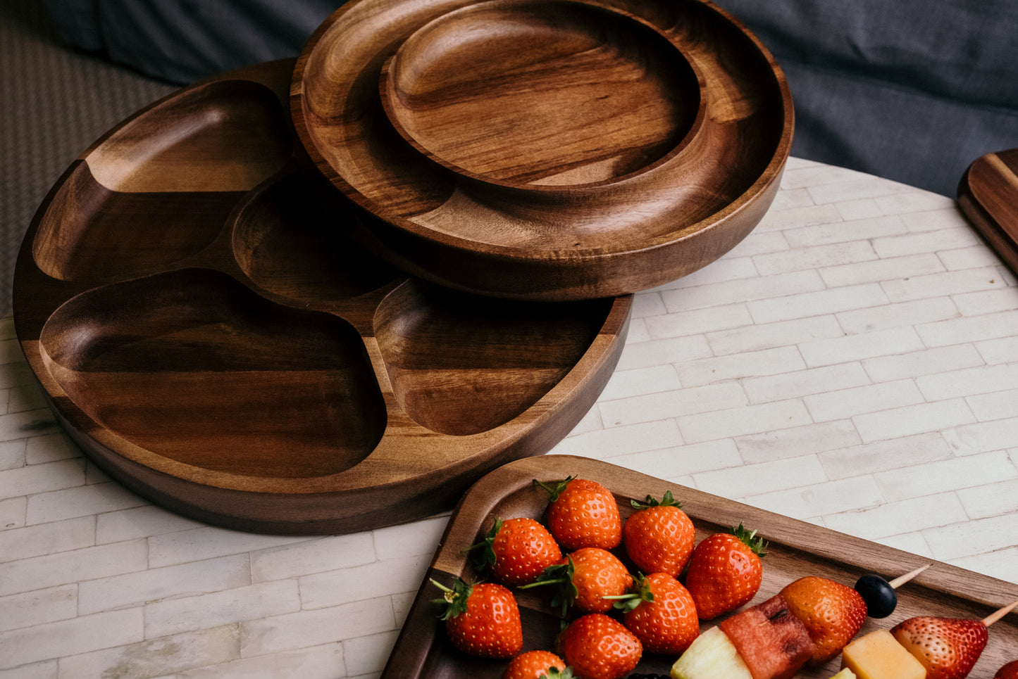 Round Wooden Fruit Tray 32 cm / 13" - Vague